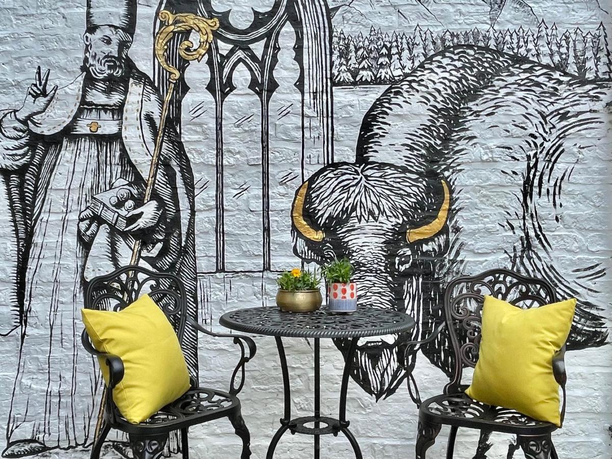 Bed and Breakfast The Bishop And The Bison York Exteriér fotografie